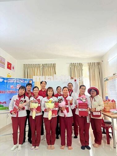 Yakult Tuyển Dụng Nữ Bán Hàng Quận 6, Quận 11 