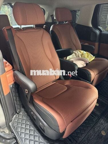 Kia Carnival 2024 Pre 7Ghế ODO 20K Xám