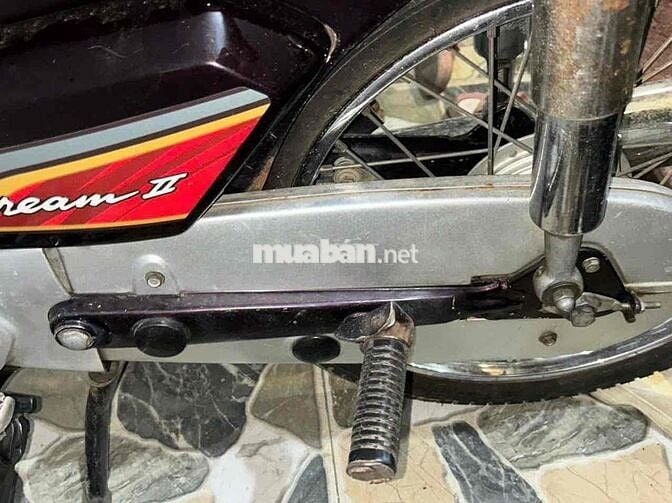 Honda Dream Đen, Trắng Xăng