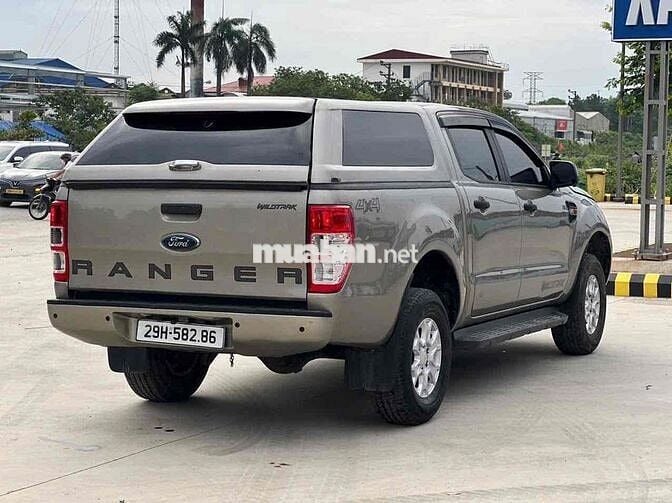 Ford Ranger 2016 Tự động Vàng cát 5 chỗ