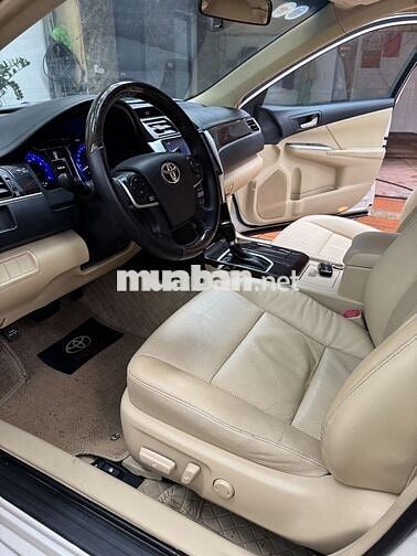 Toyota Camry 2.0E 2018 80000 km Trắng
