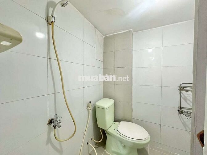 trọ giá rẻ 3tr5 ở đường Kha Vạn Cân giao Phạm Văn Đồng 