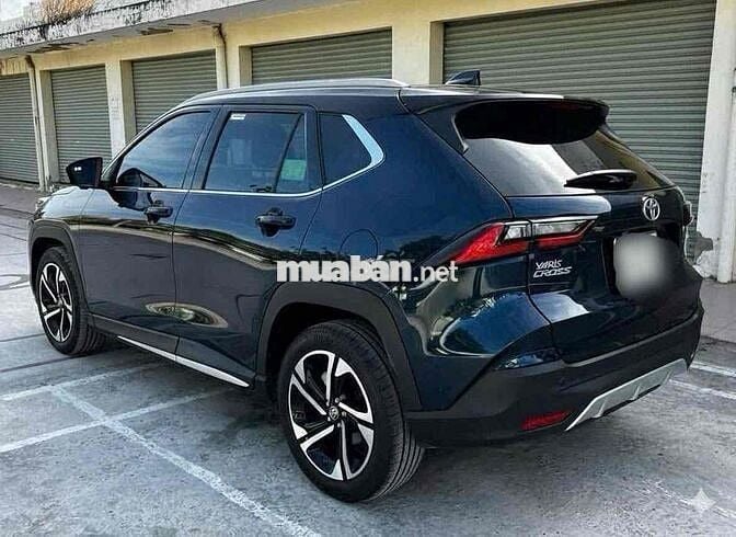 Toyota Yaris Cross Hev Xanh đen 2024 30.000km