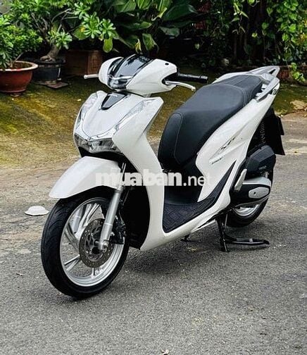 Honda SH 150i 2022 mau Trắng xe zin 9 chủ ký