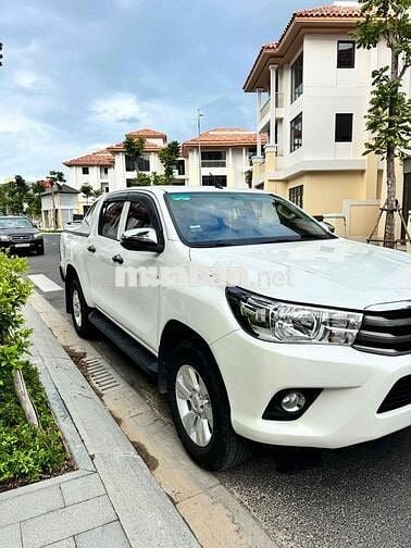 Toyota Hi Lux 2.4 E 2017 Tự động Trắng 70.000km