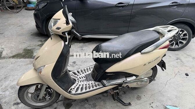 Honda Lead 2010 Kem
