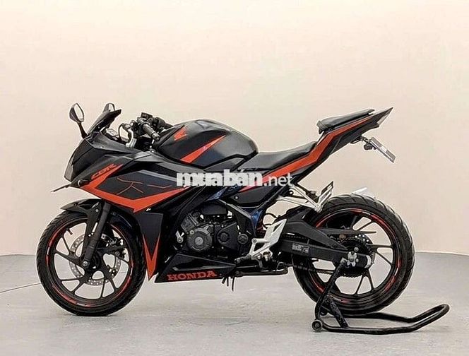 Honda CBR150R 2018 Đen cam 29000 km