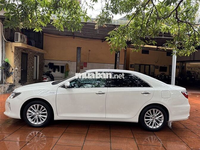 Toyota Camry 2.0E 2018 80000 km Trắng