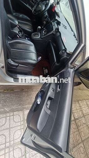 KIA CARENS 2.0 AT_ 7 chỗ Tự động