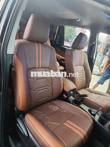 Toyota Innova 2021 Đồng ánh kim 100.000 km