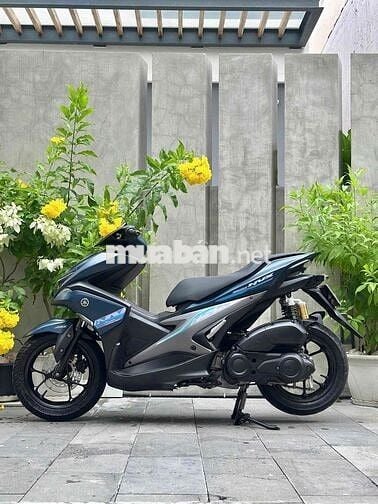 Yamaha NVX Xám đen