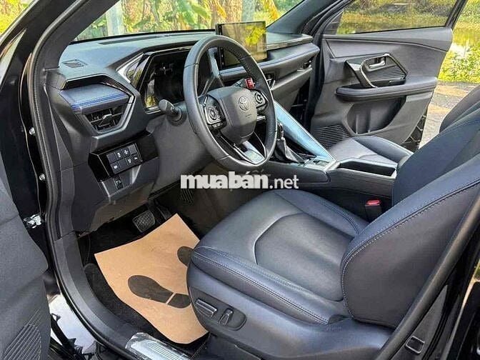 Toyota Yaris Cross Hev Xăng điện 2024 30.000km Đen