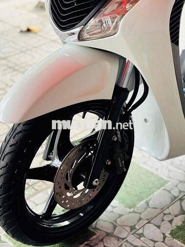 Honda SH 150i 2009 Trắng đen spoty nhập ý