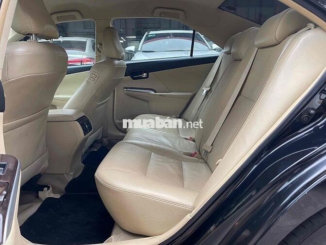 TOYTA CAMRY 2.0E 2015 - 490TR THƯƠNG