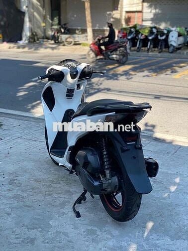 Honda SH Trắng