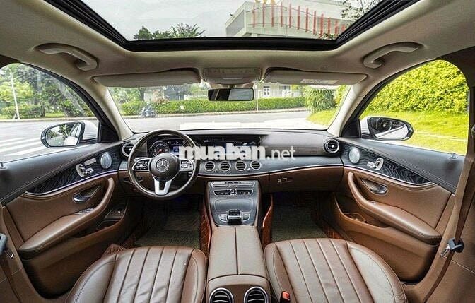 Mercedes E250 facelift 2018 Trắng/ nt nâu giá tốt