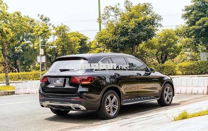 Glc200 facelift model 2021 gầm cao màu đen giá tôt