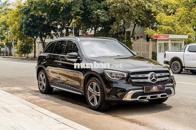 Glc200 facelift model 2021 gầm cao màu đen giá tôt