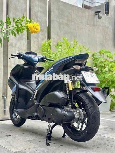 Yamaha NVX Xám đen