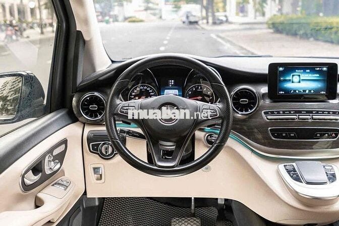 Mercedes V250 Luxury 2021 Xanh cavansite siêu đẹp