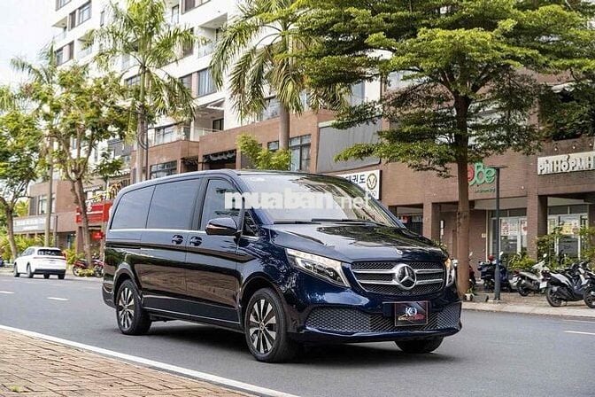 Mercedes V250 Luxury 2021 Xanh cavansite siêu đẹp