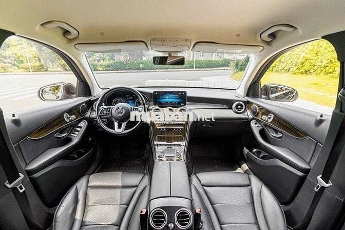 Glc200 facelift model 2021 gầm cao màu đen giá tôt