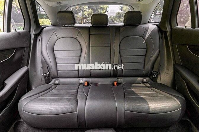 Glc200 facelift model 2021 gầm cao màu đen giá tôt