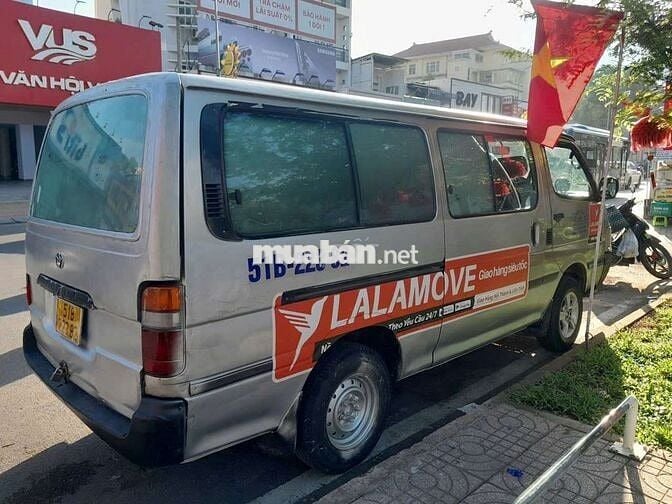 Toyota Hiace 2003 Bạc Xăng Việt Nam
