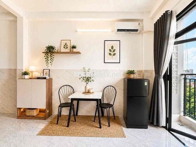 Căn hộ full tiện nghi ngay Đầm Sen
