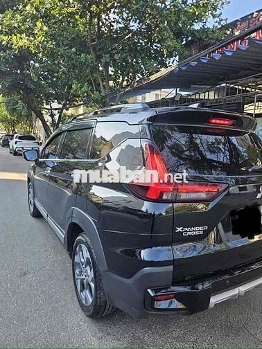 Mitsubishi Xpander Cross 2024 7 chỗ Tự động Đen