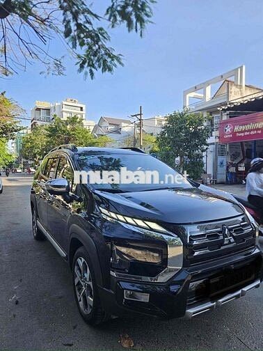 Mitsubishi Xpander Cross 2024 7 chỗ Tự động Đen