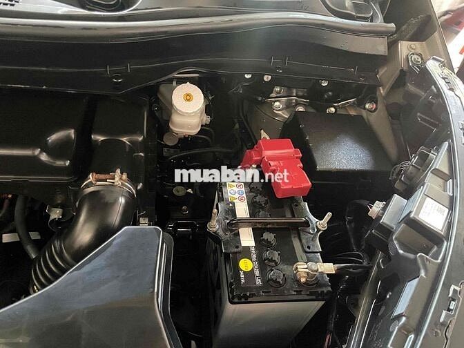 Mitsubishi Xpander Cross 2024 7 chỗ Tự động Đen