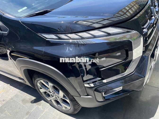 Mitsubishi Xpander Cross 2024 7 chỗ Tự động Đen