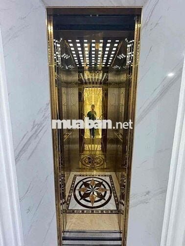 Toà Nhà Cạnh Trung Tâm Hành Chính Dĩ An 4 tầng sân Thương,có thang may