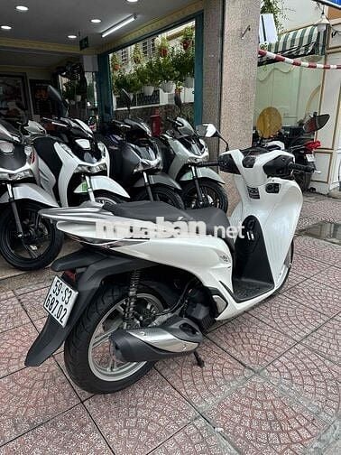 Honda SH 125i 2022 Trắng 4.152 km BSTP Chính Chủ