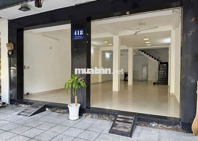 Mặt tiền Nguyễn Sơn | Ngang 7m, DT 7x17m, Trệt lầu sàn trống, 35 triệu