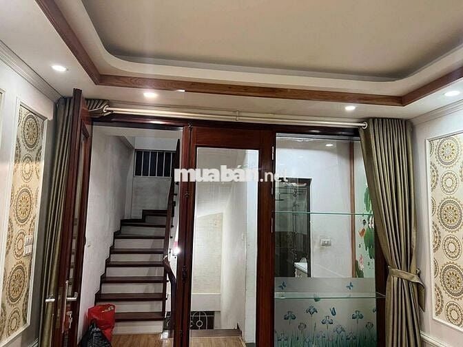Cho thuê nhà ngõ 299 Hoảng Mai - ô tô đỗ cửa - 45m2- 5 tầng