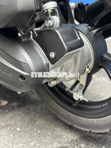 Honda Vario 150 2019 vàng cát