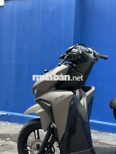 Honda Vario 150 2019 vàng cát