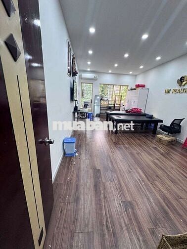 Nhỉnh 30 tr sở hữu nhà Mặt Tiền Khu Phan Xích Long 6 PN