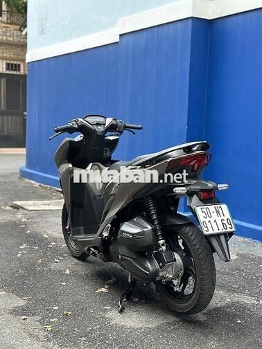 Honda Vario 150 2019 vàng cát