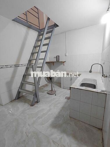 CHO THUÊ NHÀ TÂN PHÚ, 4m x 16m, 2 phòng ngủ, hẻm nhựa 6m sạch sẽ