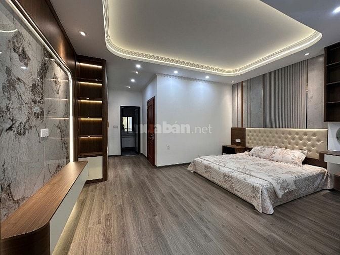 {CHÍNH CHỦ}-ĐỐNG ĐA, NHÀ ĐẸP-THANG MÁY-NGÕ THÔNG-KINH DOANH-Ở LUÔN