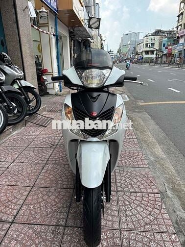 SH 150i 2010 Form Ý Trắng Đen BSTP Chính Chủ