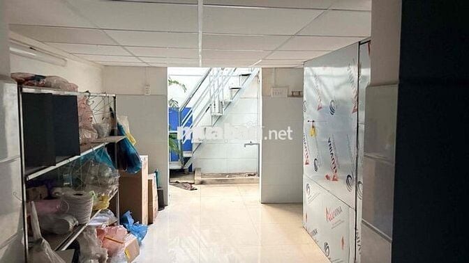 Sang mặt bằng vườn lài gần chợ , đông dân cư