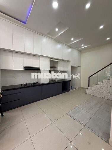 BÁN NHÀ HXH 3 TẦNG -  ĐƯỜNG SỐ 8, PHƯỜNG HIỆP BÌNH, TP.HCM