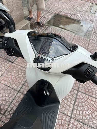 Honda SH 125i 2022 Trắng 4.152 km BSTP Chính Chủ