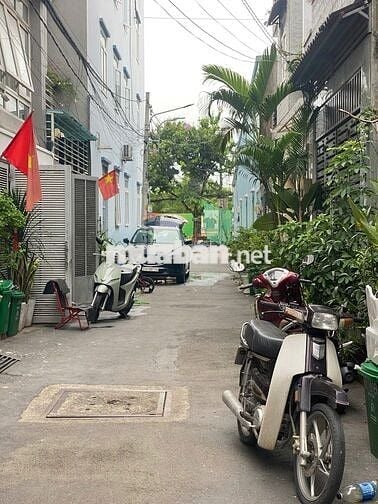 BÁN NHÀ HXH 3 TẦNG -  ĐƯỜNG SỐ 8, PHƯỜNG HIỆP BÌNH, TP.HCM