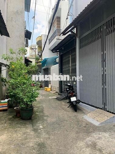 Mặt tiền đường Bác Ái, Dt 4x18, 4PN, cho thuê 13.5tr/tháng