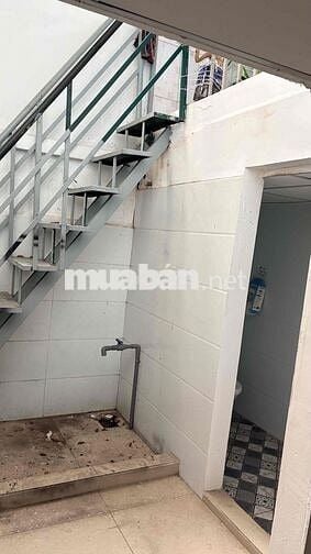 Sang mặt bằng vườn lài gần chợ , đông dân cư